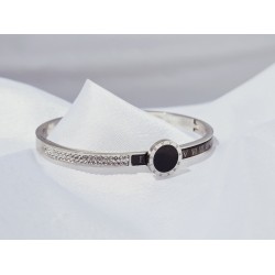 ГРИВНИ ОТ МЕДИЦИНСКА СТОМАНА