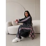 Дамски спортен комплект Malaysian