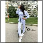 Бял спортен дамски комплект CARLA Бял спортен дамски комплект CARLA